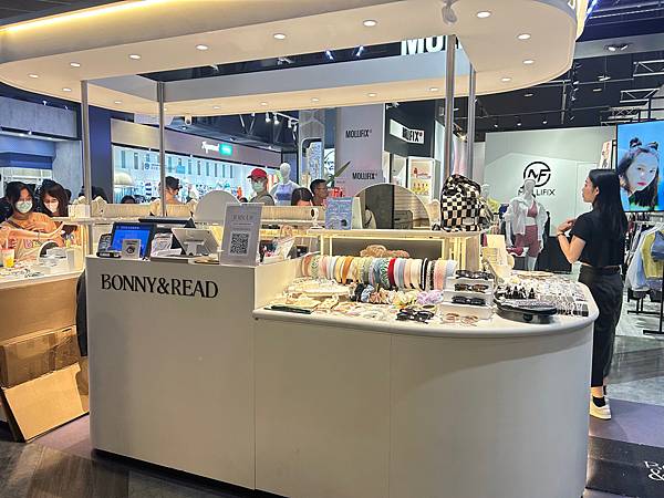 Mine Accessory 耳環推薦