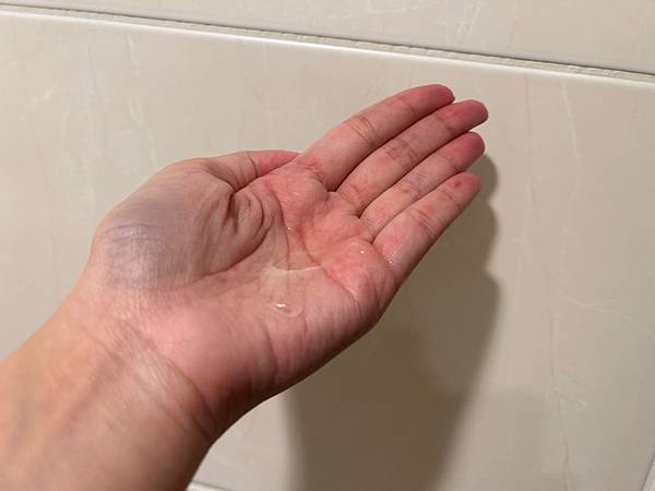 開箱|Le Green植萃洗沐組合-深海B3修護沐浴精露、A