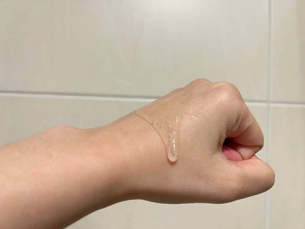 開箱｜新年新氣象頭皮控油推薦!草繹herbmaze迷迭香頭皮