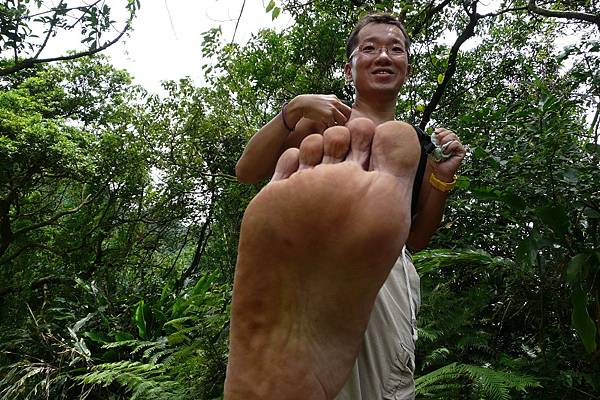 我是不穿鞋的赤腳車小斌 我是不穿鞋的赤腳車小斌