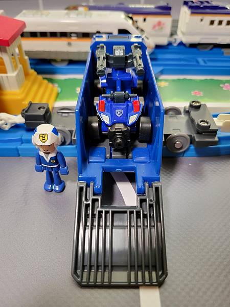 Tomica PL藍色救援車, Hyper Blue Police Liner