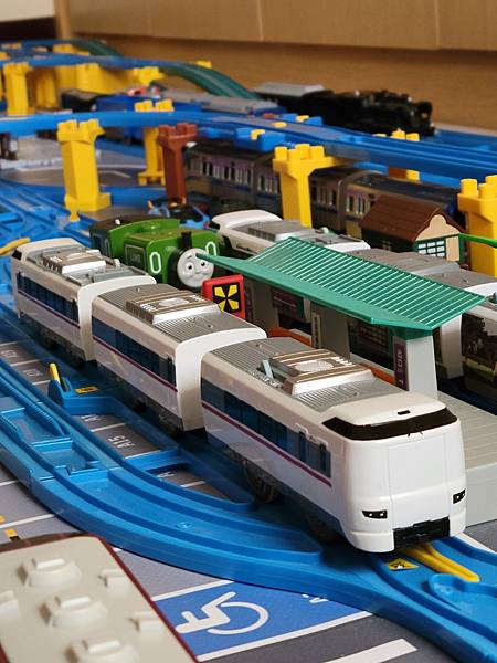 Plarail, JR西日本287系特急電車 Plarail, JR西日本287系特急電車