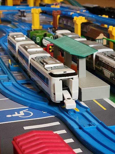 Plarail, JR西日本287系特急電車 Plarail, JR西日本287系特急電車