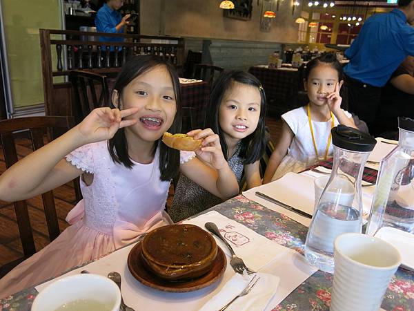 Table Manners 餐桌禮儀