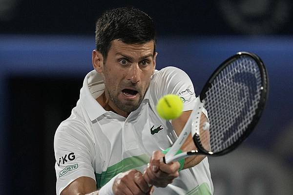 01-Novak Djokovic.jpg