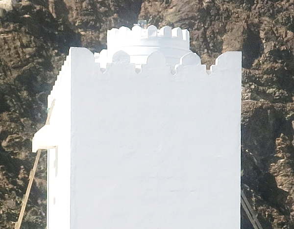 02-water tank, Muscut, Oman%5Cs city in white.png