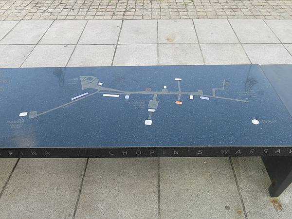 01-Chopin Chair-Warsaw, Poland-蕭邦椅-成寒.JPG