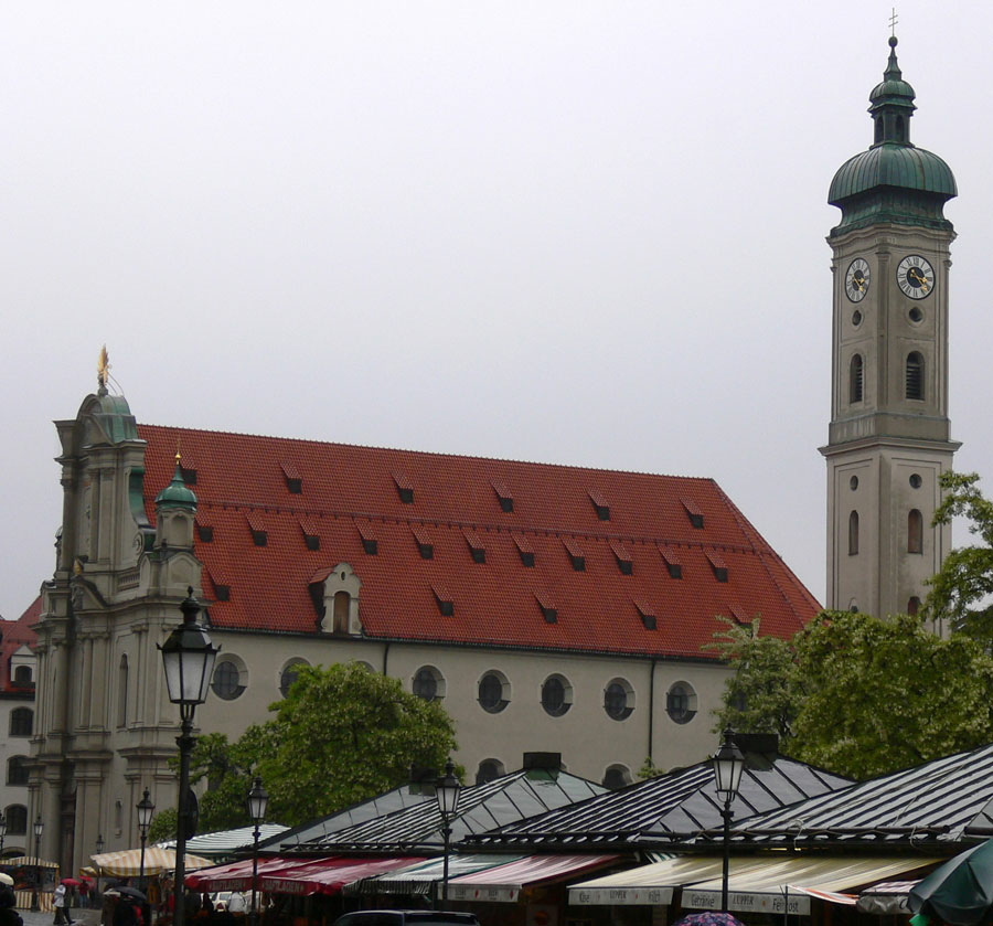 Heiliggeistkirche_muc.jpg