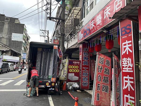 [基隆/南港床墊]7張單，8張床墊，護框護邊涼感冰晶紗獨立筒