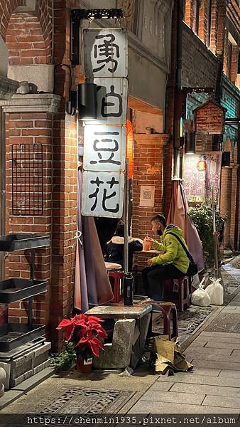 IMG_9562.JPG IMG_9562.JPG