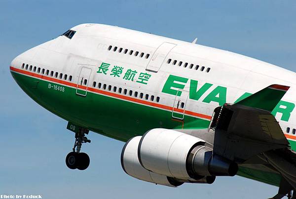 EVA Air B747-45EM(B-16408)@TIA_1(2)_20110615.jpg