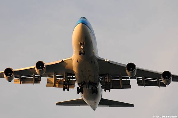 KLM-Royal Dutch Airlines B747-406M(PH-BFY)@RCTP_1(2)_20110707.jpg