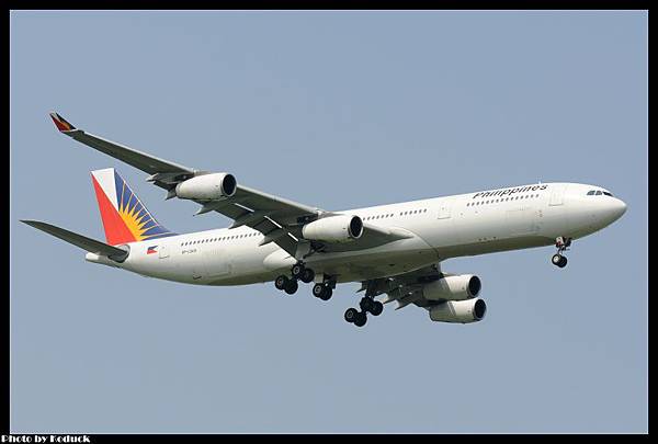 Philippine Airlines Airbus A340-313X(RP-C3431)@PVG_1(2)_20110722.jpg