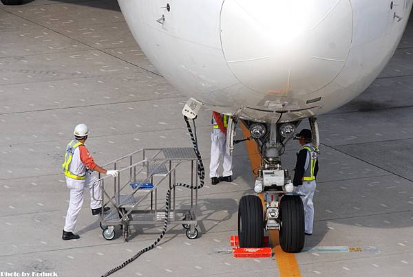 Itami Airport_9(2)_20110516.jpg