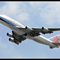 China Airlines B747-409(B-18215)@VHHH_1(2)_20110723.jpg