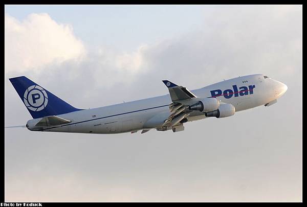 Polar Air Cargo B747-46NF(N450PA)@VHHH_1(2)_20110724.jpg