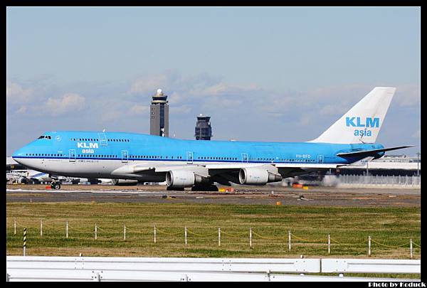 KLM B747-406M(PH-BFD)@RJAA_3(2)_20111125.jpg