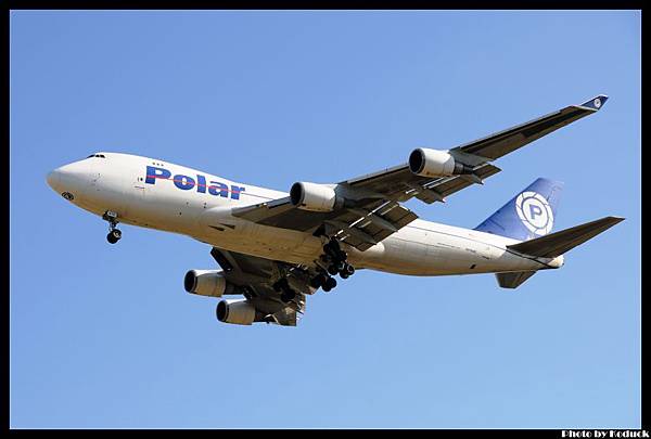 Polar Air Cargo B747-47UF(SCD)(N416MC)@RJAA_2(2)_20111125.jpg