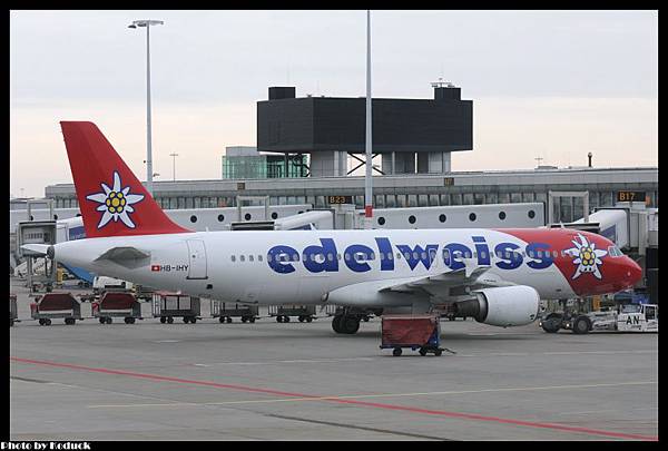 Edelweiss Air A320-214(HB-IHY)@AMS_1(2)_20120223