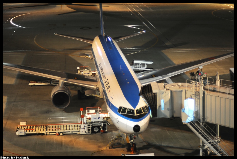 ANA B767-381(JA602A)@RJTT_16(2)_20111126