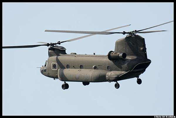 ROCAF CH-47SD(7307)@Taipei_12(2)_20120328