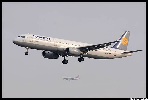 Lufthansa A321-131(D-AIRT)@FRA_1(2)_20120225