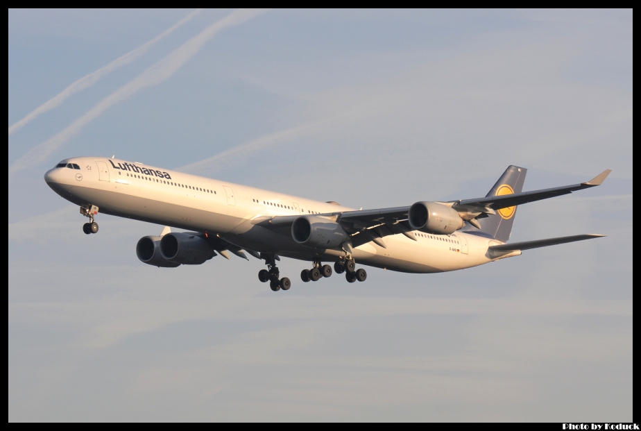 Lufthansa A340-642(D-AIHI)@FRA_1(2)_20120221