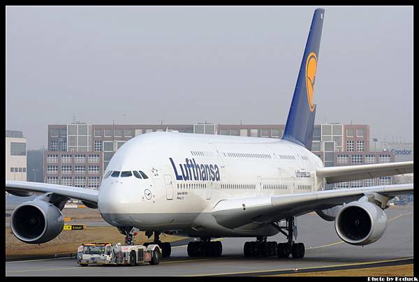 Lufthansa A380-841(D-AIMC)@FRA_2(2)_20120225
