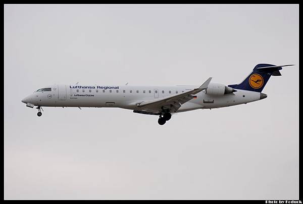 Lufthansa CityLine CRJ-701ER(D-ACPO)@FRA_1(2)_20120224