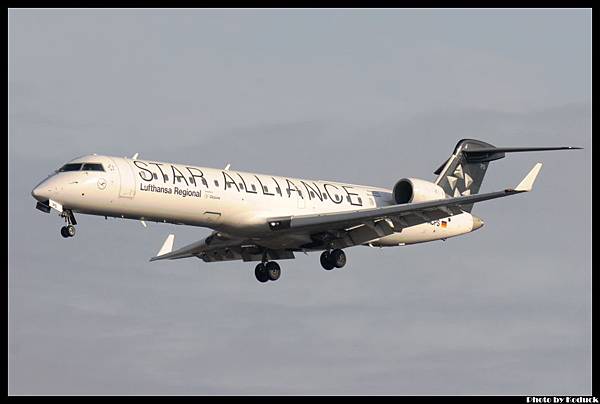 Lufthansa CityLine CRJ-701ER(D-ACPS)@FRA_1(2)_20120221