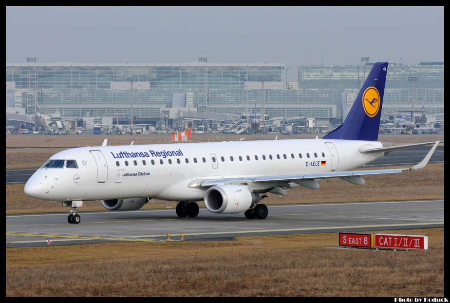 Lufthansa CityLine ERJ-190-100LR(D-AECE)@FRA_2(2)_20120225