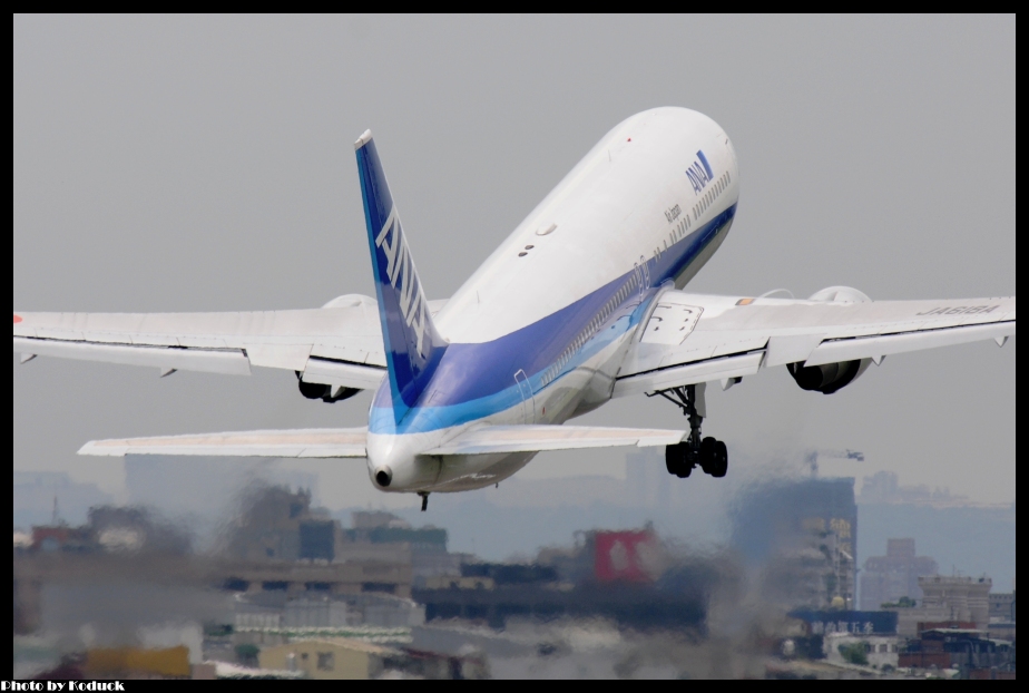 ANA B767-381ER(JA618A)@RCSS_2(2)_20120502