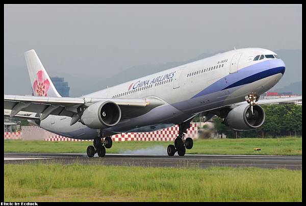 China Airlines A330-302(B-18302)@RCSS_2(2)_20120525