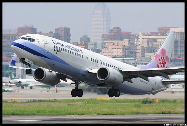 China Airlines B737-809(B-18617)@RCSS_2(2)_20120524