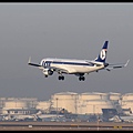 LOT Polish Airlines ERJ-190-200LR(SP-LNC)@FRA_2(2)_20120221