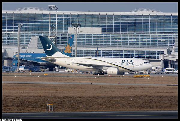 PIA Pakistan International Airlines A310-308(AP-BEG)@FRA_1(2)_20120221