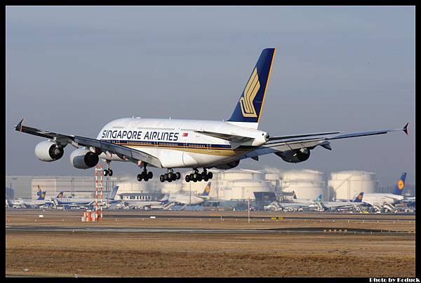 Singapore Airlines A380-841(9V-SKD)@FRA_3(2)_20120221