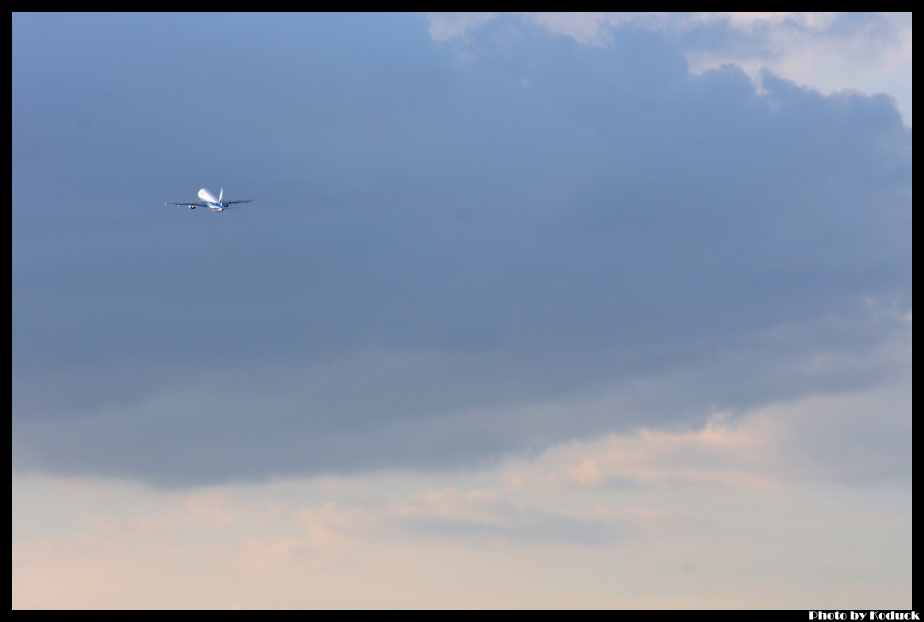 ANA A320-211(JA8386)@Itami_2(2)_20110912