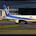 ANA B767-381(JA8324)@Itami_1(2)_20110912