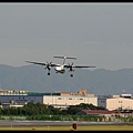 ANA De Havilland Canada DHC-8-402Q Dash 8@Itami_1(2)_20110912