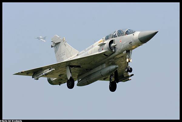 ROCAF Dassault Mirage 2000-5DI(2062)@RCPO_1(2)_20120526