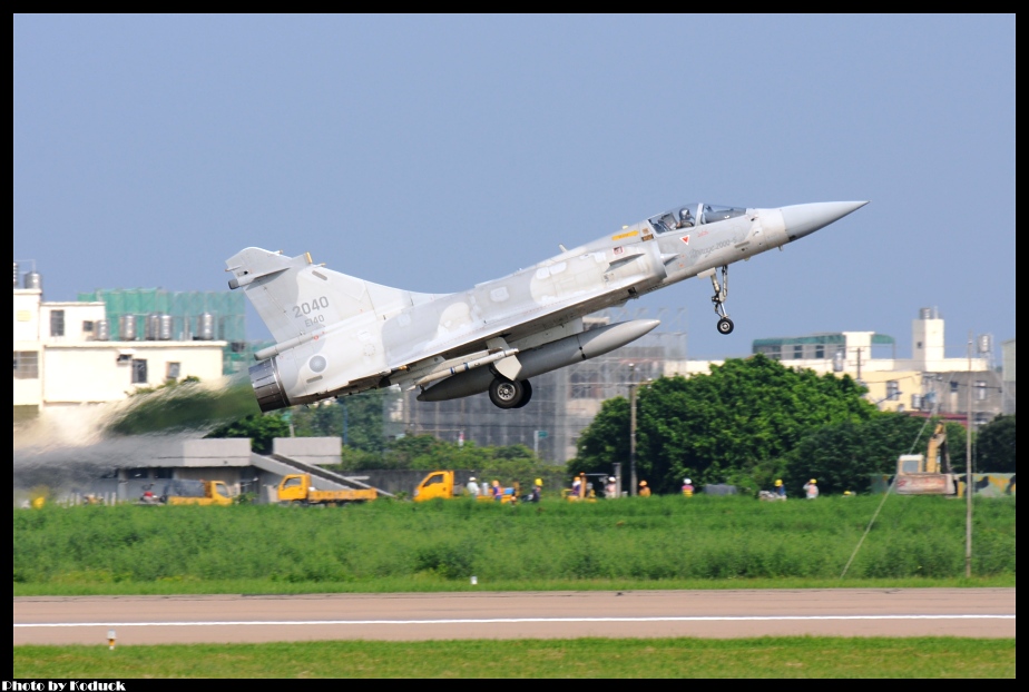 ROCAF Dassault Mirage 2000-5EI(2040)@RCPO_1(2)_20120821