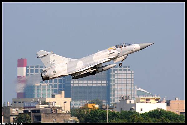 ROCAF Dassault Mirage 2000-5EI(2044)@RCPO_2(2)_20120821