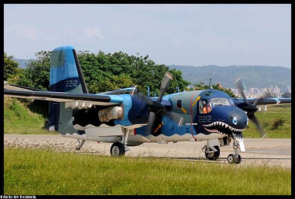 Taiwan Navy Grumman S-2T Turbo Tracker (G-121)(2212)@RCGM_4(2)_20121005