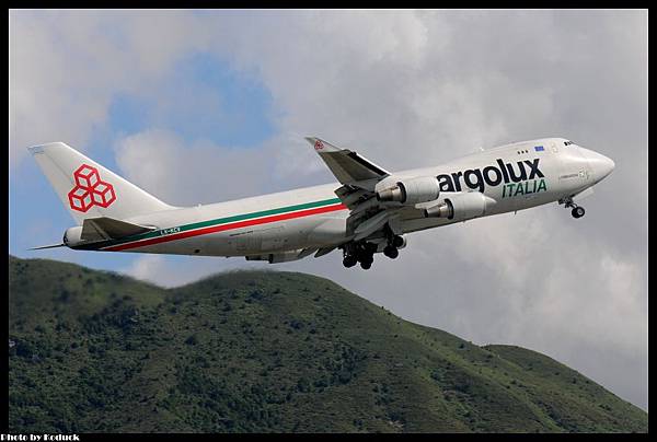 Cargolux Italia B747-4R7F(SCD)(LX-KCV)@VHHH_2(2)_20120707