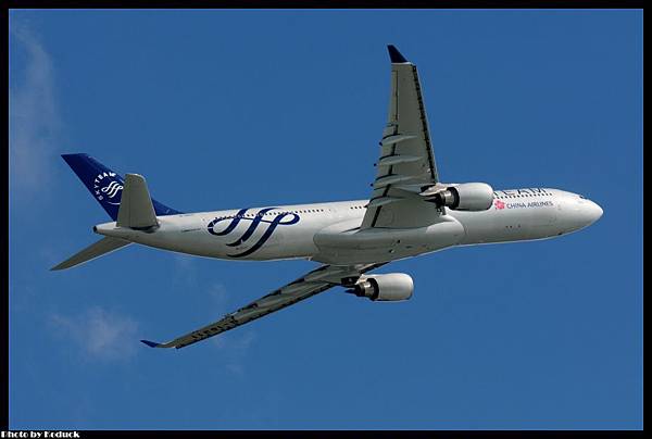 China Airlines A330-302(B-18311)@VHHH_3(2)_20120707