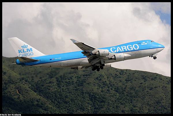 KLM Cargo (Martinair) B747-406F(ER)(SCD)(PH-CKB)@VHHH_1(2)_20120707