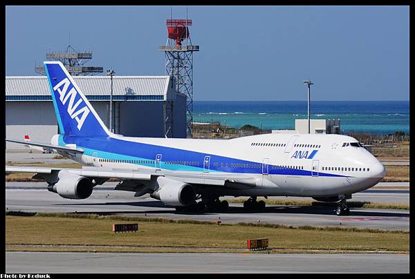 ANA B747-481D(JA8965)@ROAH_2(2)_20121020