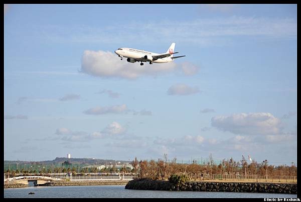 Okinawa RWY36_11(2)_20121021