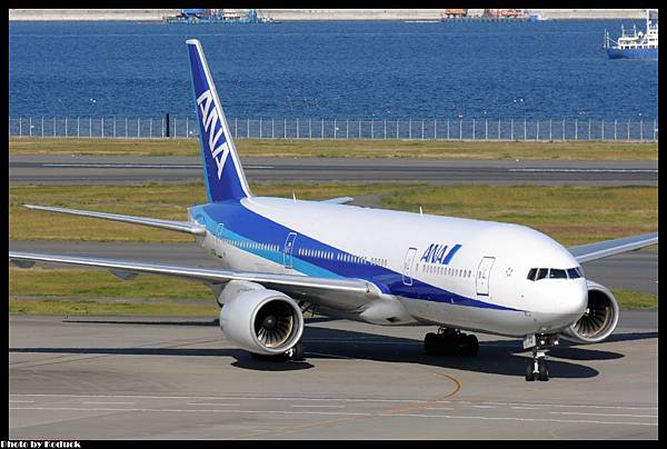 Haneda T2_4(2)_20121104